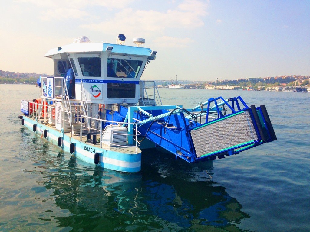 EPS Deniz Yüzey Temizlik Teknesi